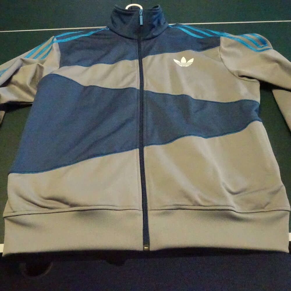 Adidas - Warm-Up Top - XL - Gently Worn